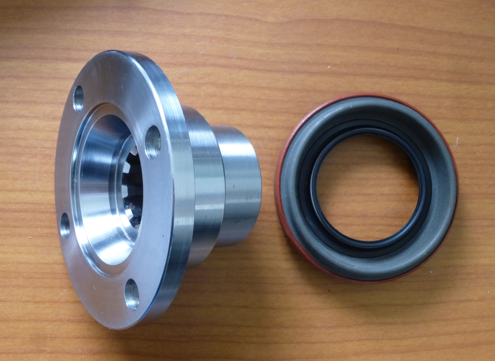 Rear Diff Flange & Seal Defender Salisbury Axle >1998