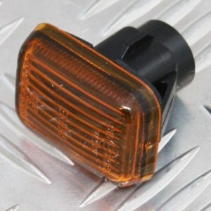 Britpart OE Spec Side Marker Repeater Light For Land Rover Discovery 1 & Range Rover P38 - PRC9916